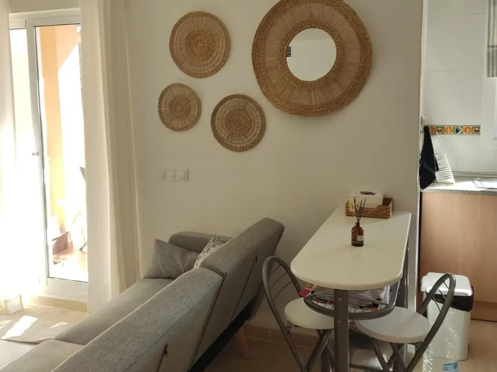 Palomares' Corner — 5