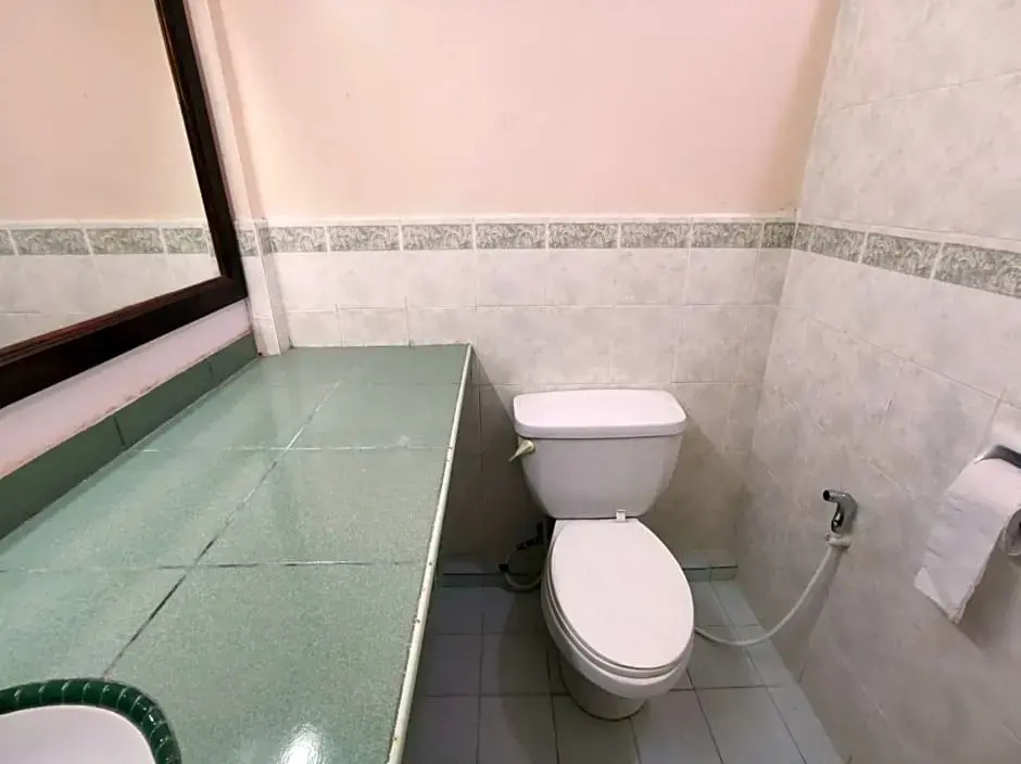 Borneo Paradise Beach Hotel - Chambres