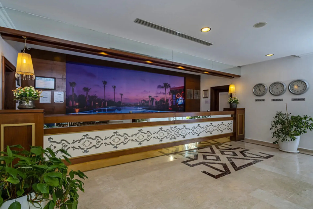 İz Flower Side Beach Hotel — фото 2