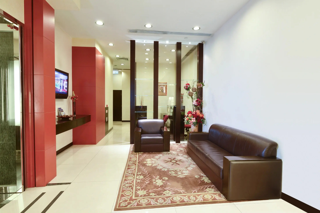 Lobby & Reception