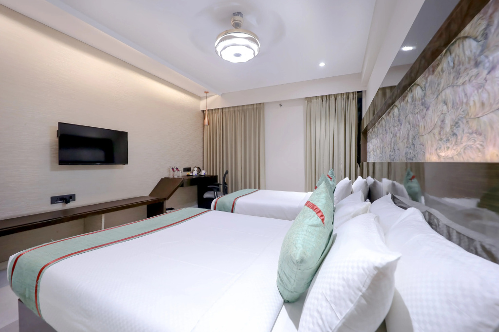 Superior Triple room