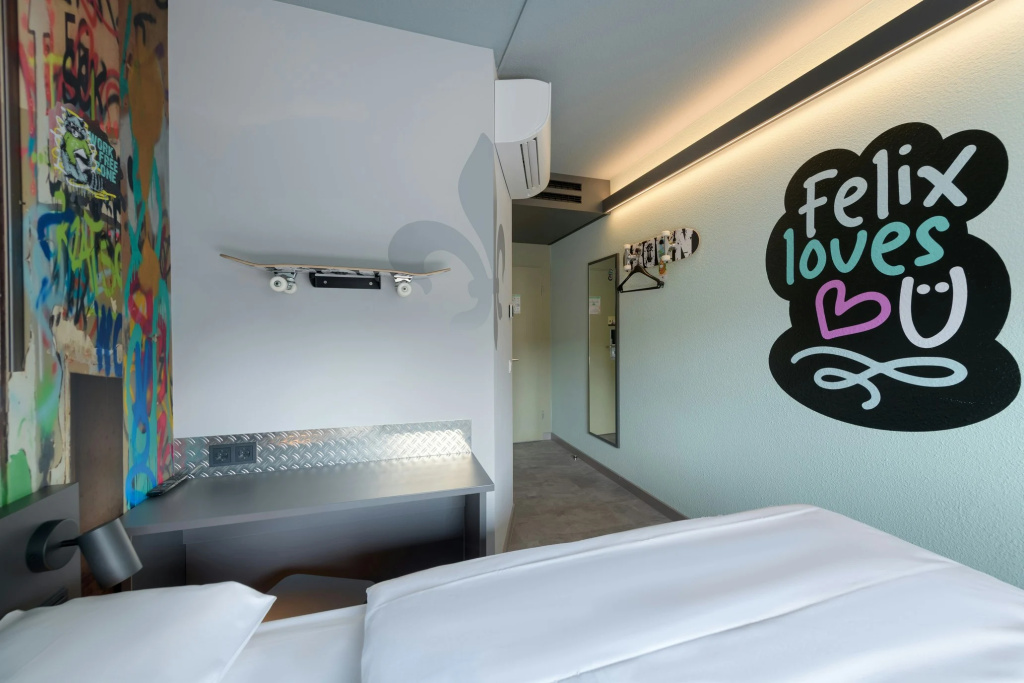 Hotel photo 12