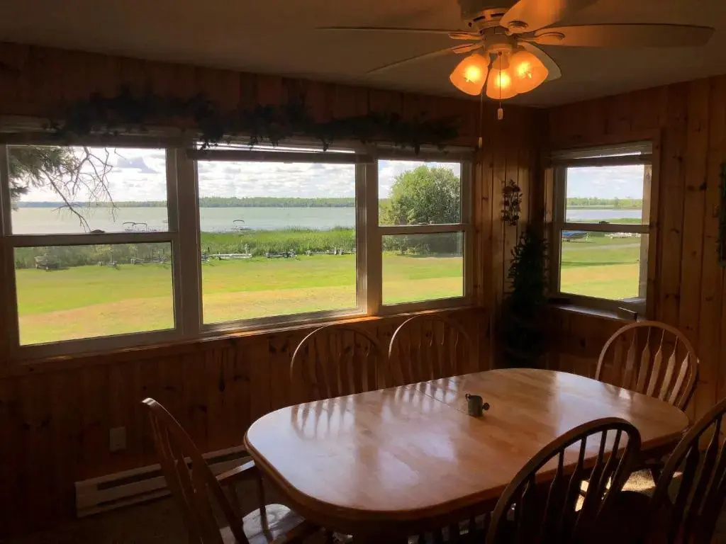 2 Bedrooms Cottage