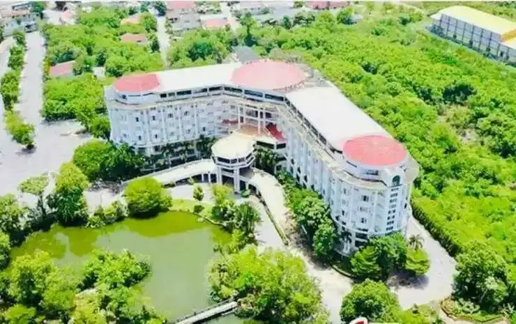 Hermitage Hotel Korat Sha