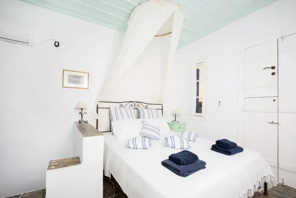 Studio with sea view