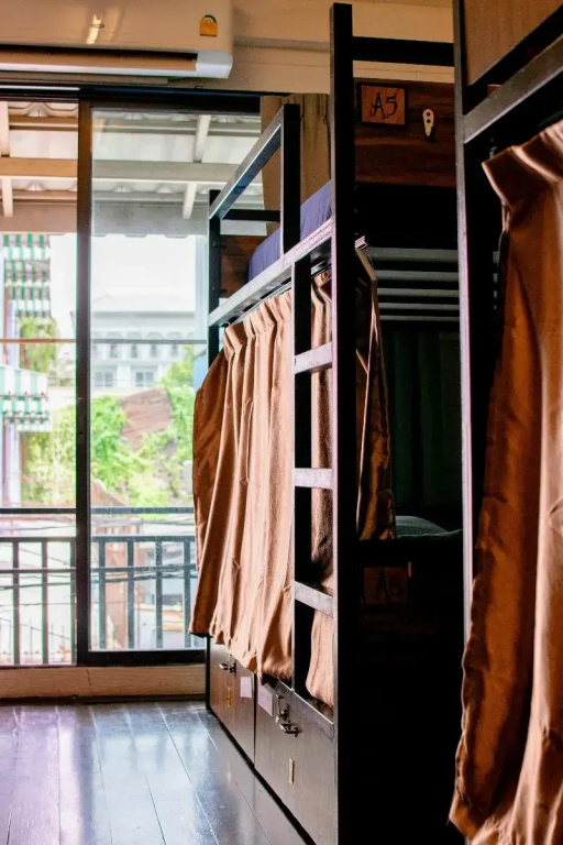 Bed in Dorm