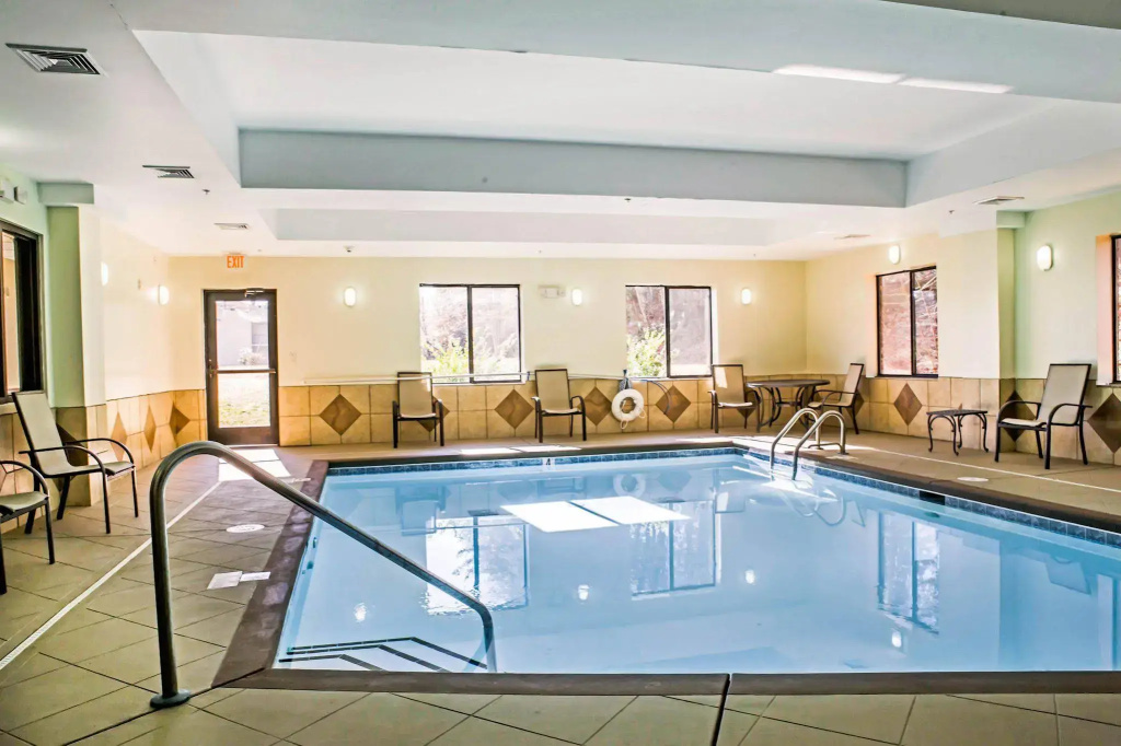 Fairfield Inn & Suites by Marriott Greensboro Coliseum Area - Général