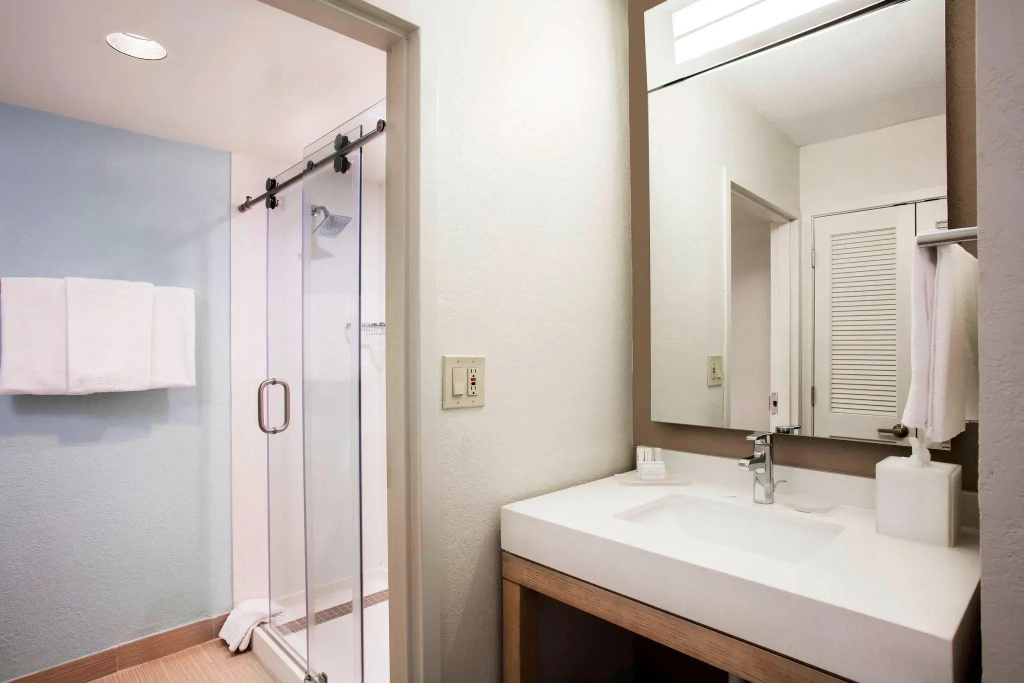 Courtyard by Marriott Myrtle Beach Barefoot Landing - Chambres
