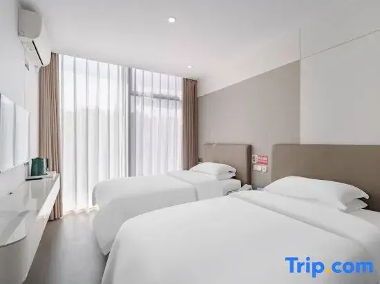 Standard room with view