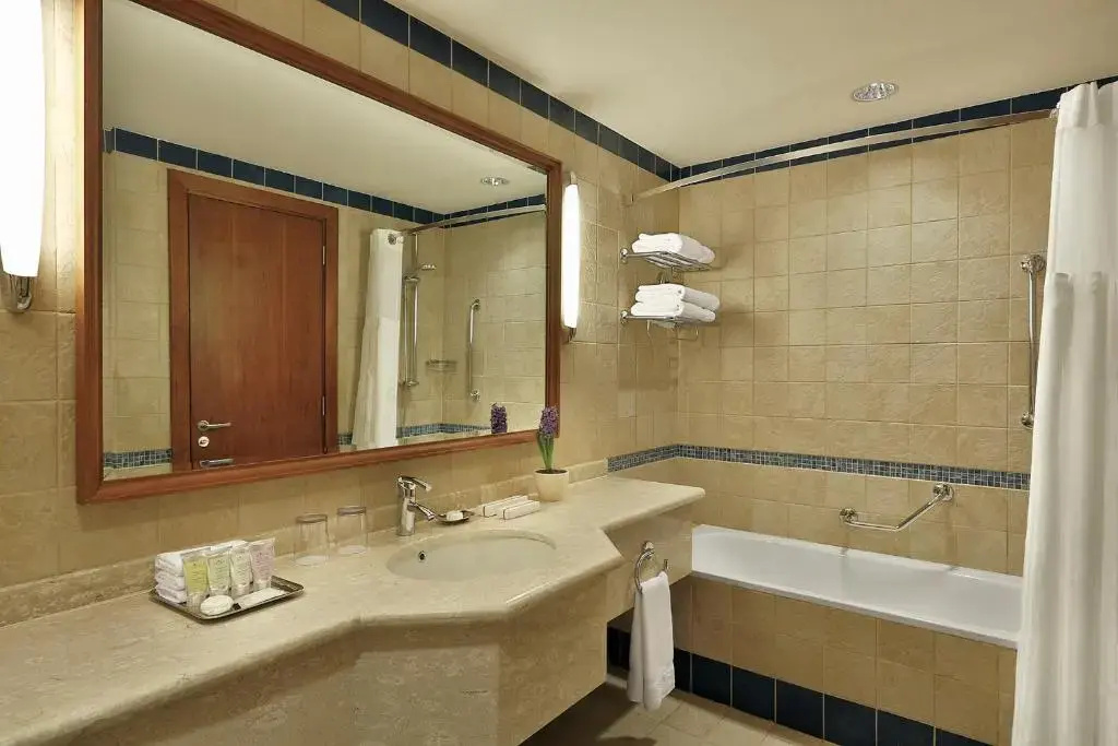 Crowne Plaza Jordan Dead Sea Resort & Spa by IHG - Chambres