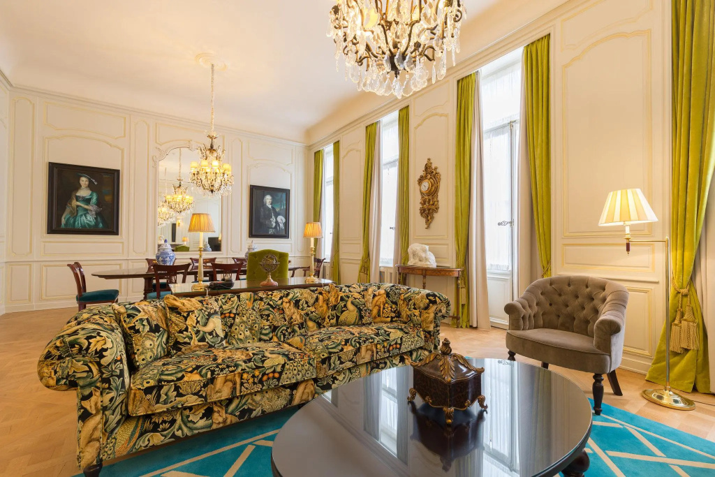 Royal Suite