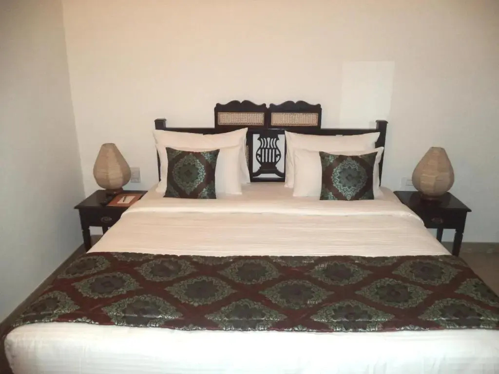 Deluxe Double room with land view (full double bed) (bed type is subject to availability)
