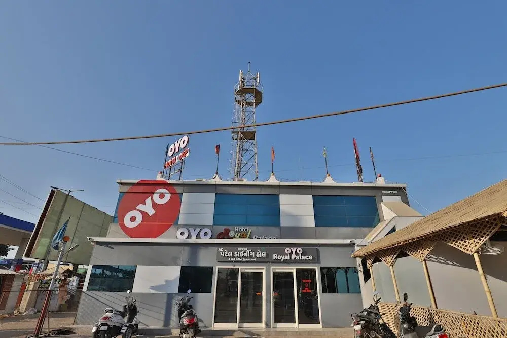 Hotel Royal Palace by OYO Rooms