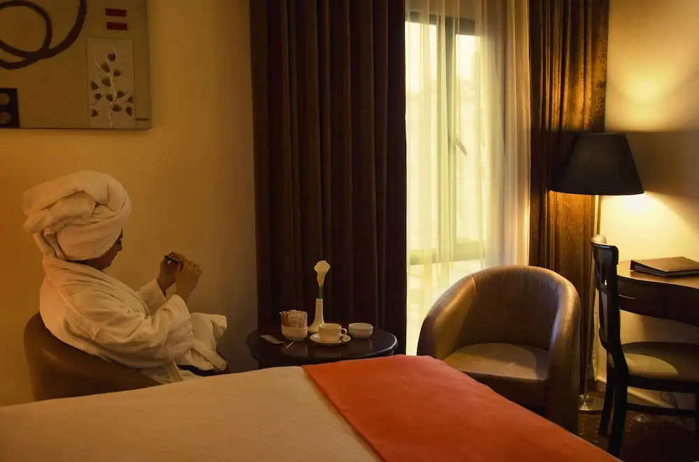Meneur Hotel - Chambres