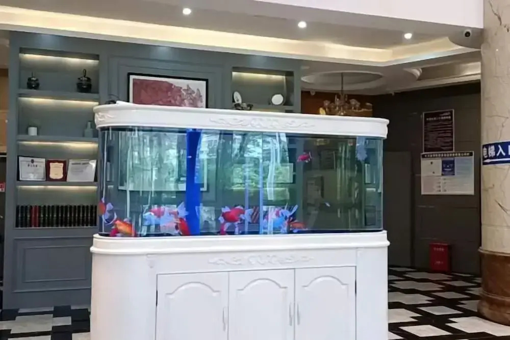 Yicheng Hotel
