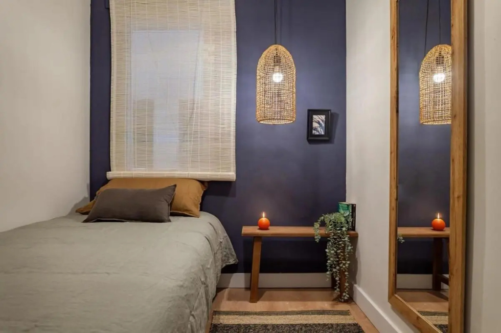 Central and Captivating 4 Bedroom by Placa Catalunya