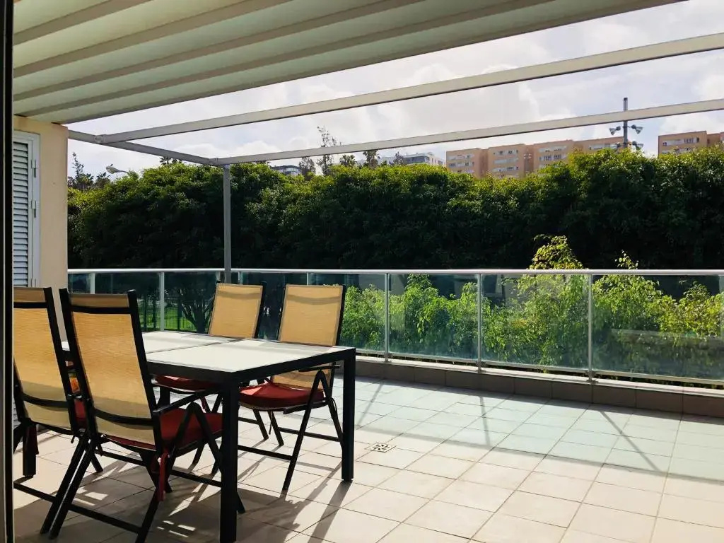 Perseus Vivienda Unifamiliar Con Terraza Y Jardín - Wifi - 3 Habitaciones - 2 Baños