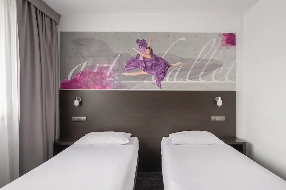 Double room (twin beds)