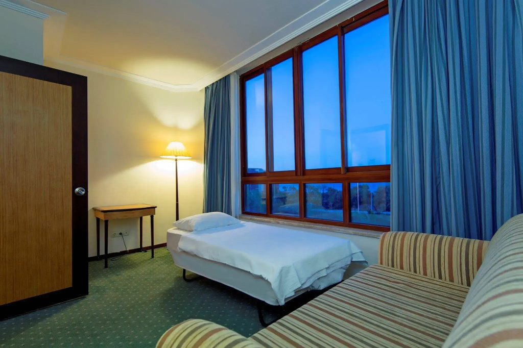 Miarosa İncekum Beach Hotel — фото 7