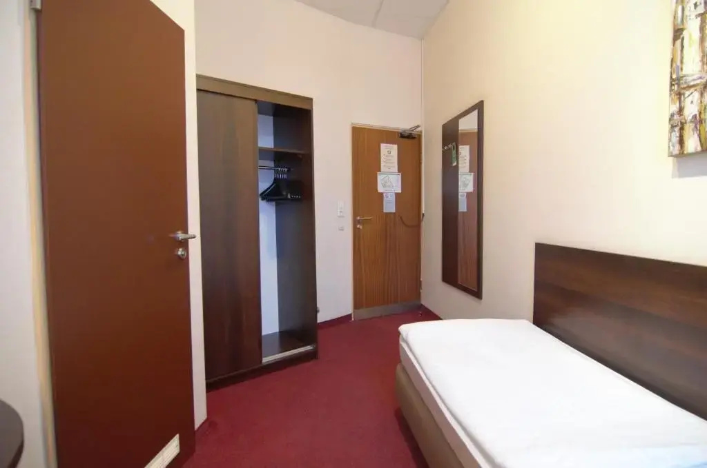 Hotel POLO am ZOB - Chambres