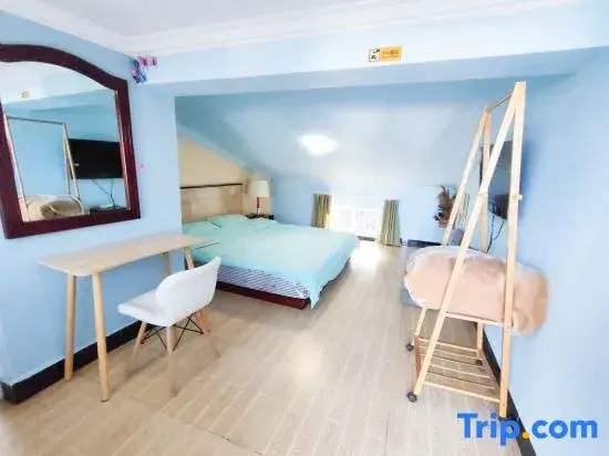 Standard Double Attic room (full double bed)