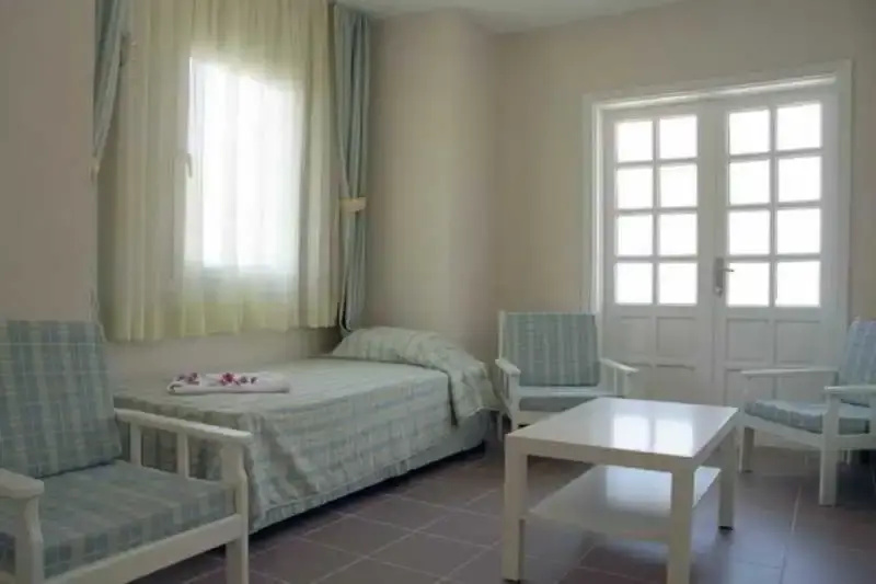 Отель The Blue Lagoon Deluxe Hotel в Олюденизе