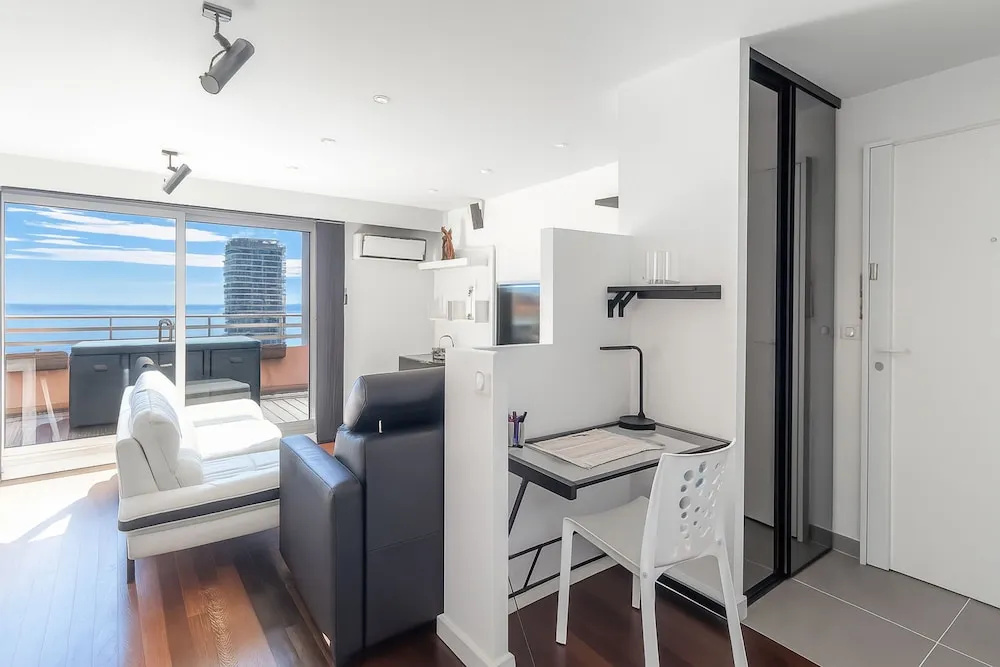 Voir la photo 3 — Stunning Renovated 1-bedroom Breathtaking View