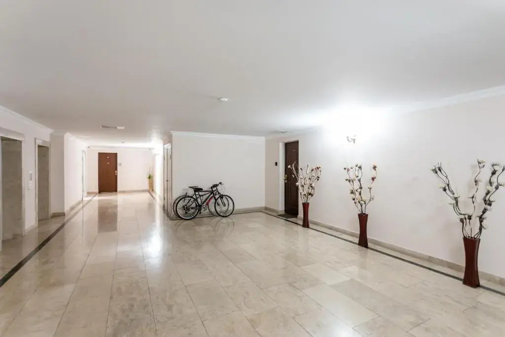 4 Bedroom Apartment In The City Centre