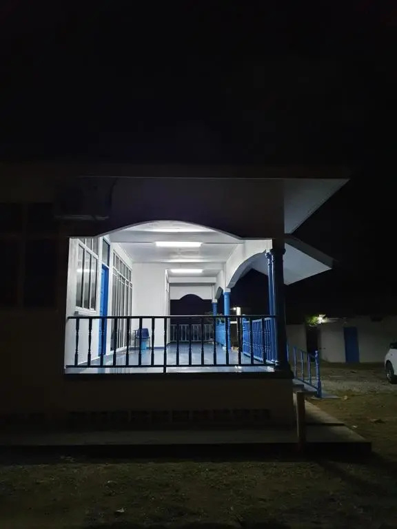 ALA Beach Lodge - Ketapang Homestay