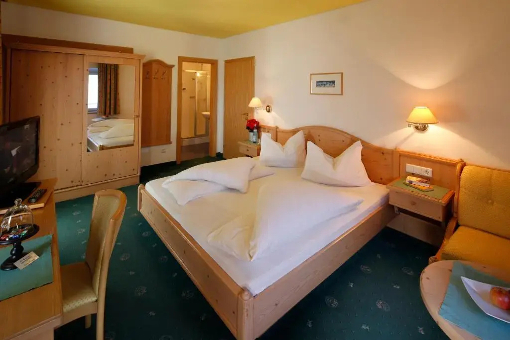 Hotel Am Reschensee - Chambres