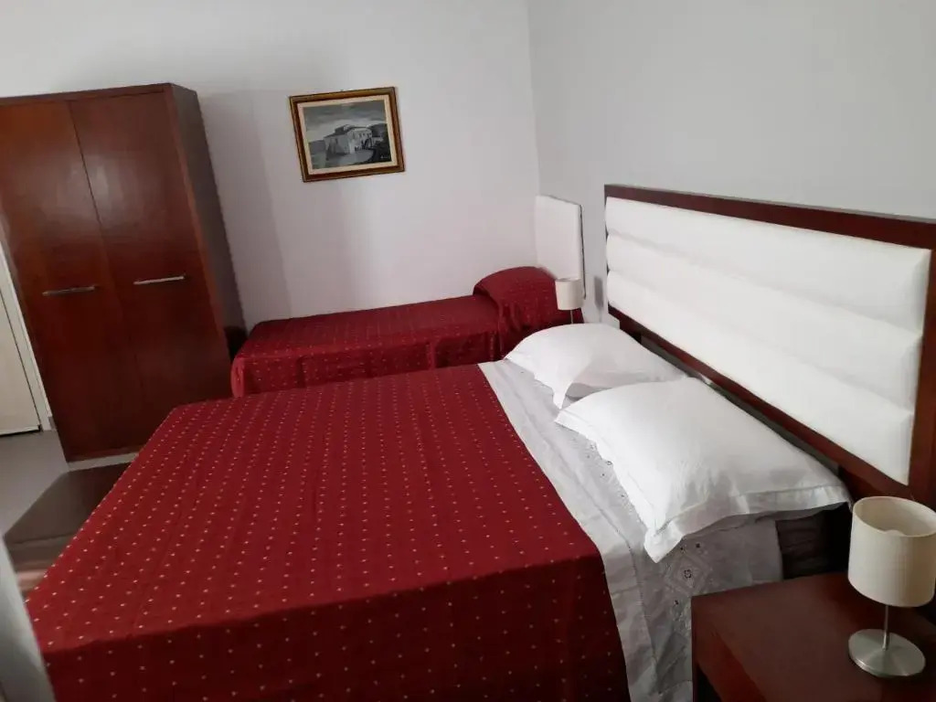 Трёхместный номер Standard в Siracusa breakfast & rooms