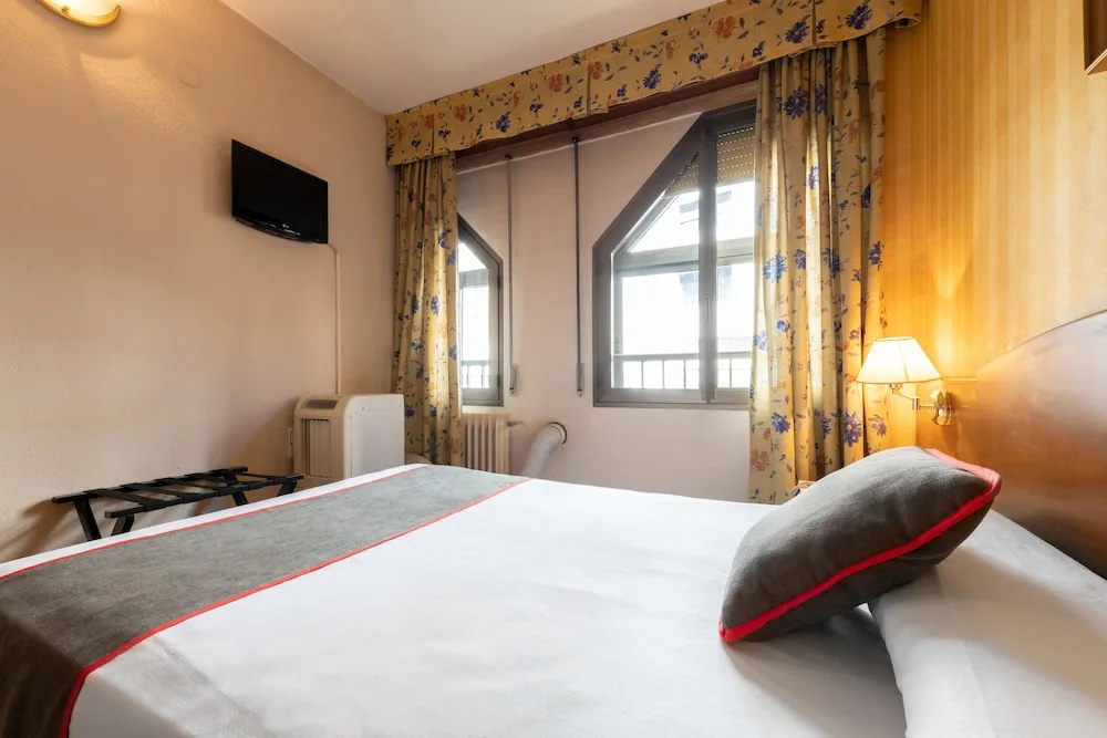 OYO Hotel Francabel - Chambres