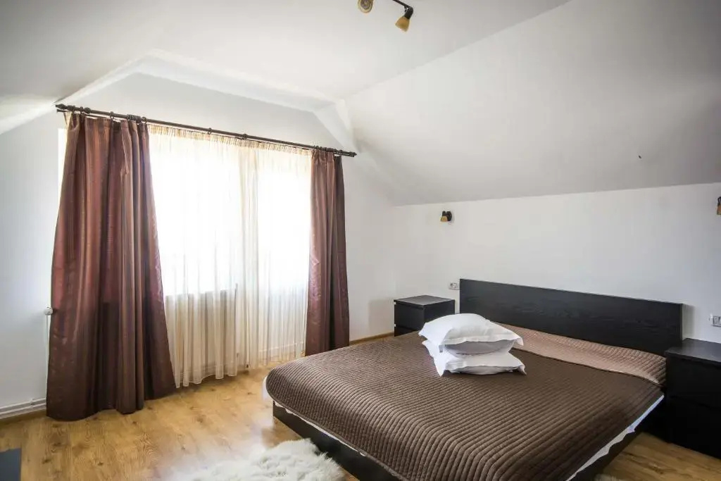 Pensiunea Iozefina - Chambres