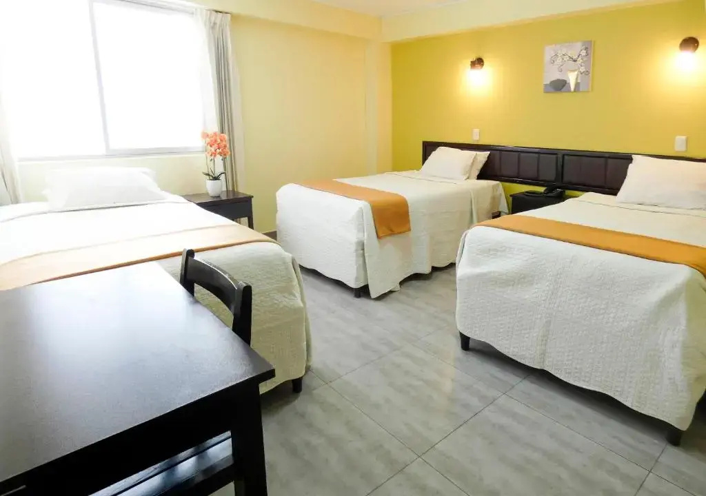 Hotel Plaza by DOT Light - Chambres