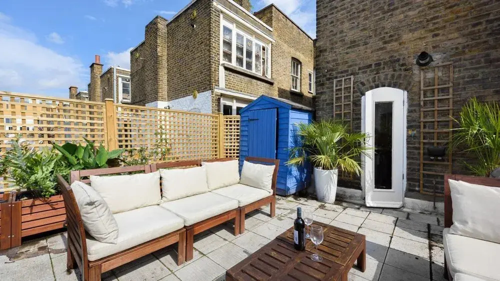Urban Central London 2BR with Roof Terrace!