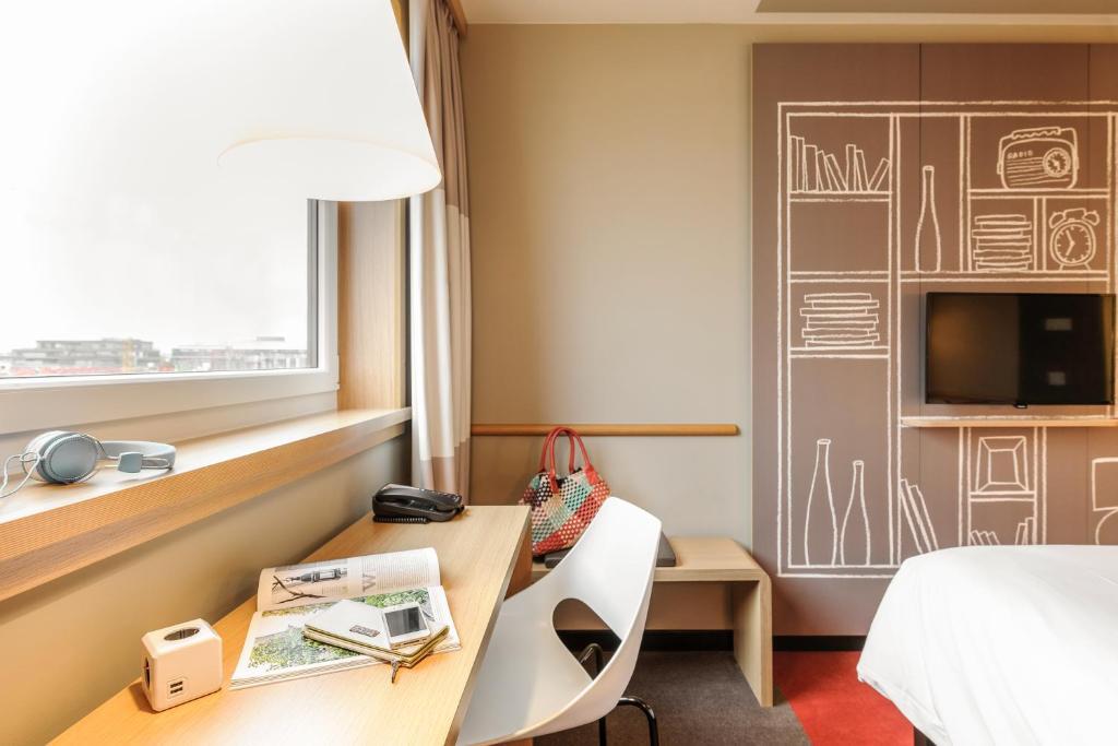 Двухместный номер Comfort двуспальная кровать в ibis Muenchen City