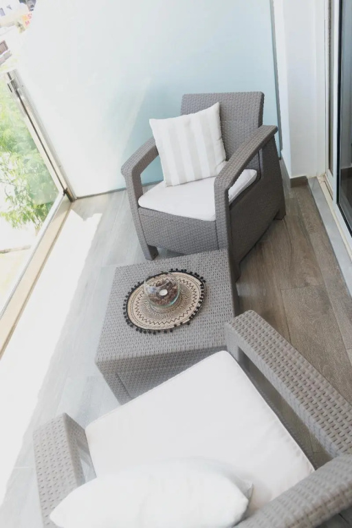 Standard Double room with balcony (full double bed)