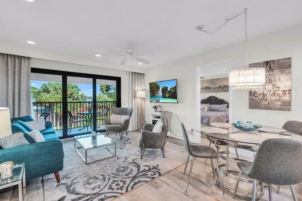 2 Bedrooms Premium room with balcony and with view