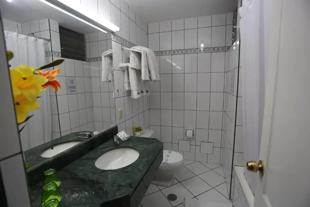 Plaza Mayor Hotel - Chambres