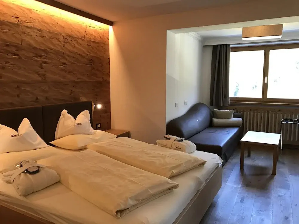 Standard Triple room with balcony