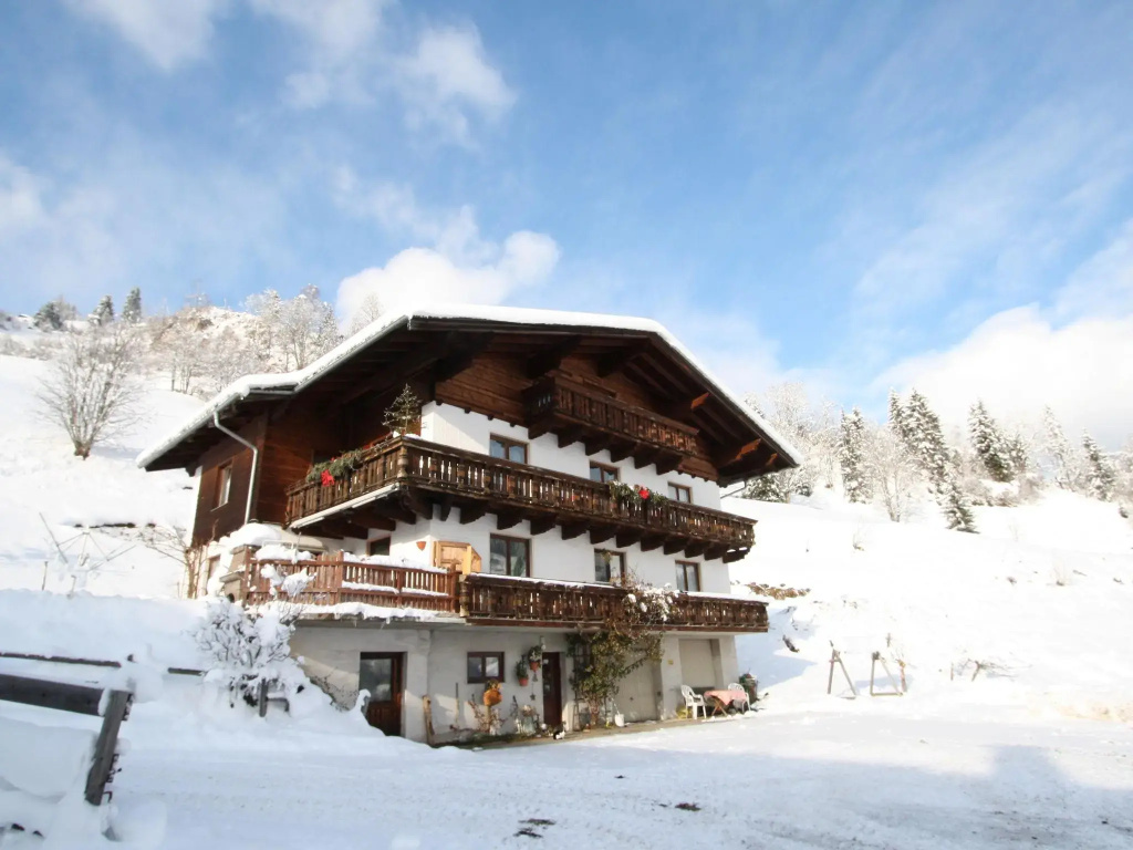 Cozy Apartment in Sankt Johann im Pongau near Ski Area
