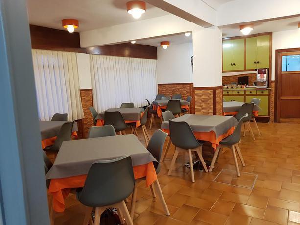 Hostal Rosi by null