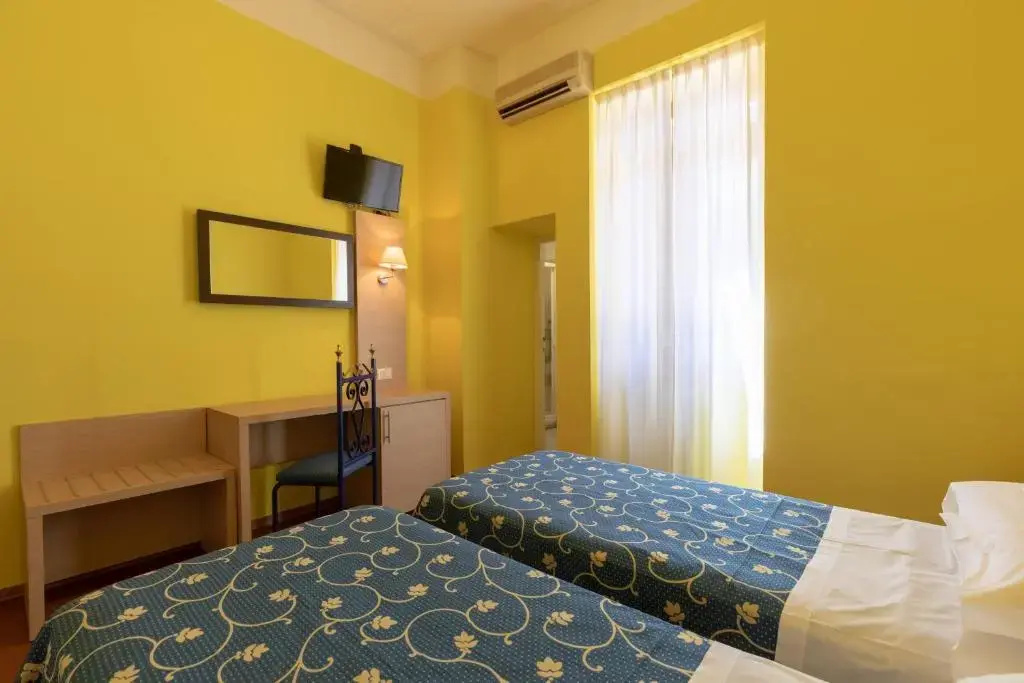 Economy room