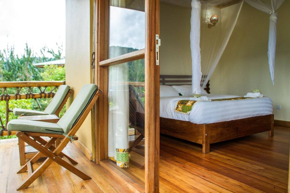 ICHUMBI GORILLA LODGE by null