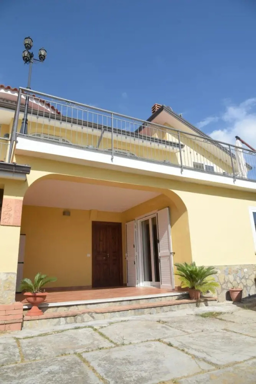 Cilento Apartment in Villa With sea Views