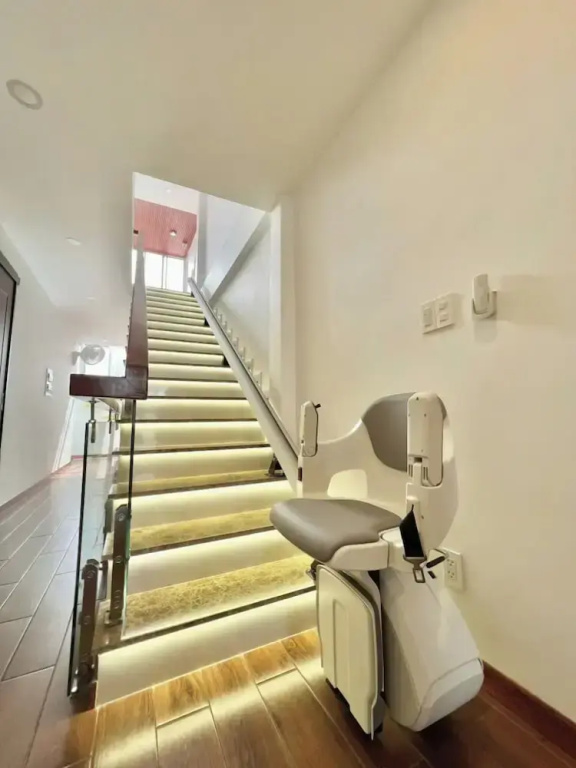 Balcony & Terrace