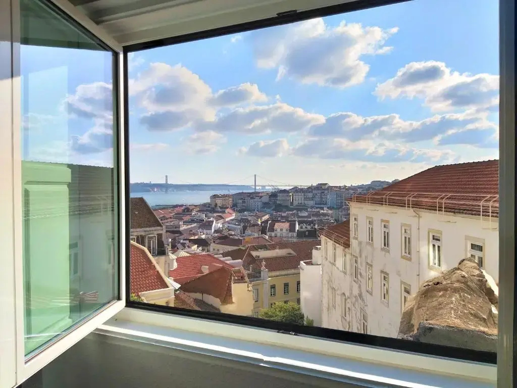 Superior Double room with river view (full double bed)