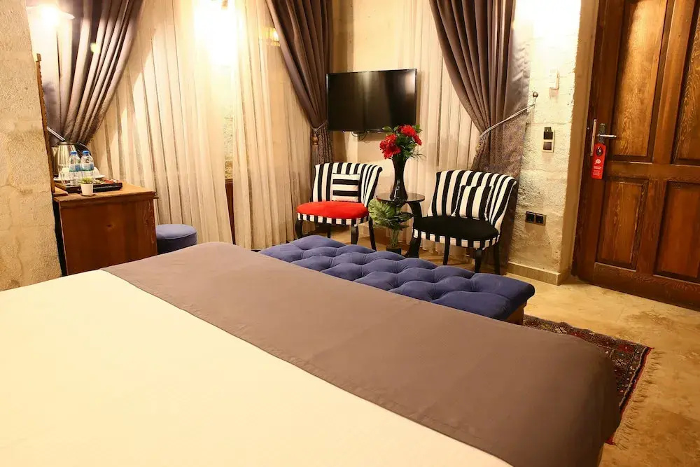 Comfort room
