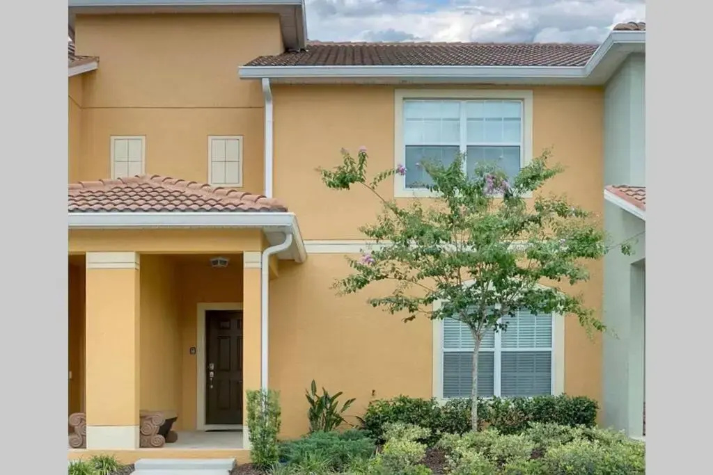 ORLANDO-DISNEY - ENTIRE HOME - 4BD, 3 Baths, WiFi, Private Pool