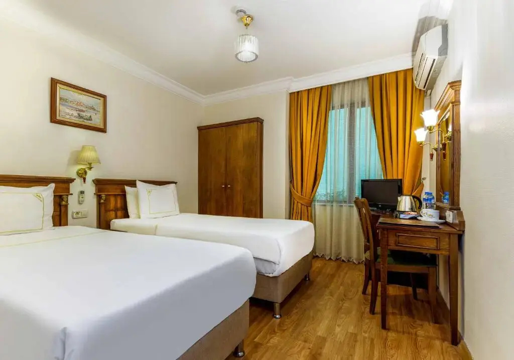 Hotel Golden Crown - Chambres
